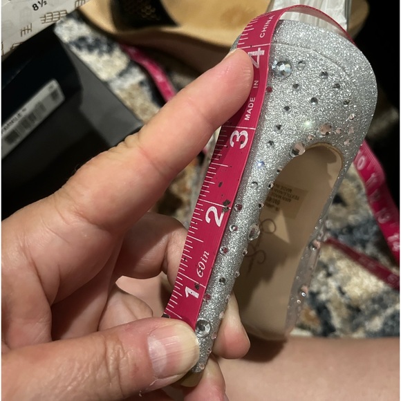 Jessica Simpson size 9 heel - Picture 12 of 12